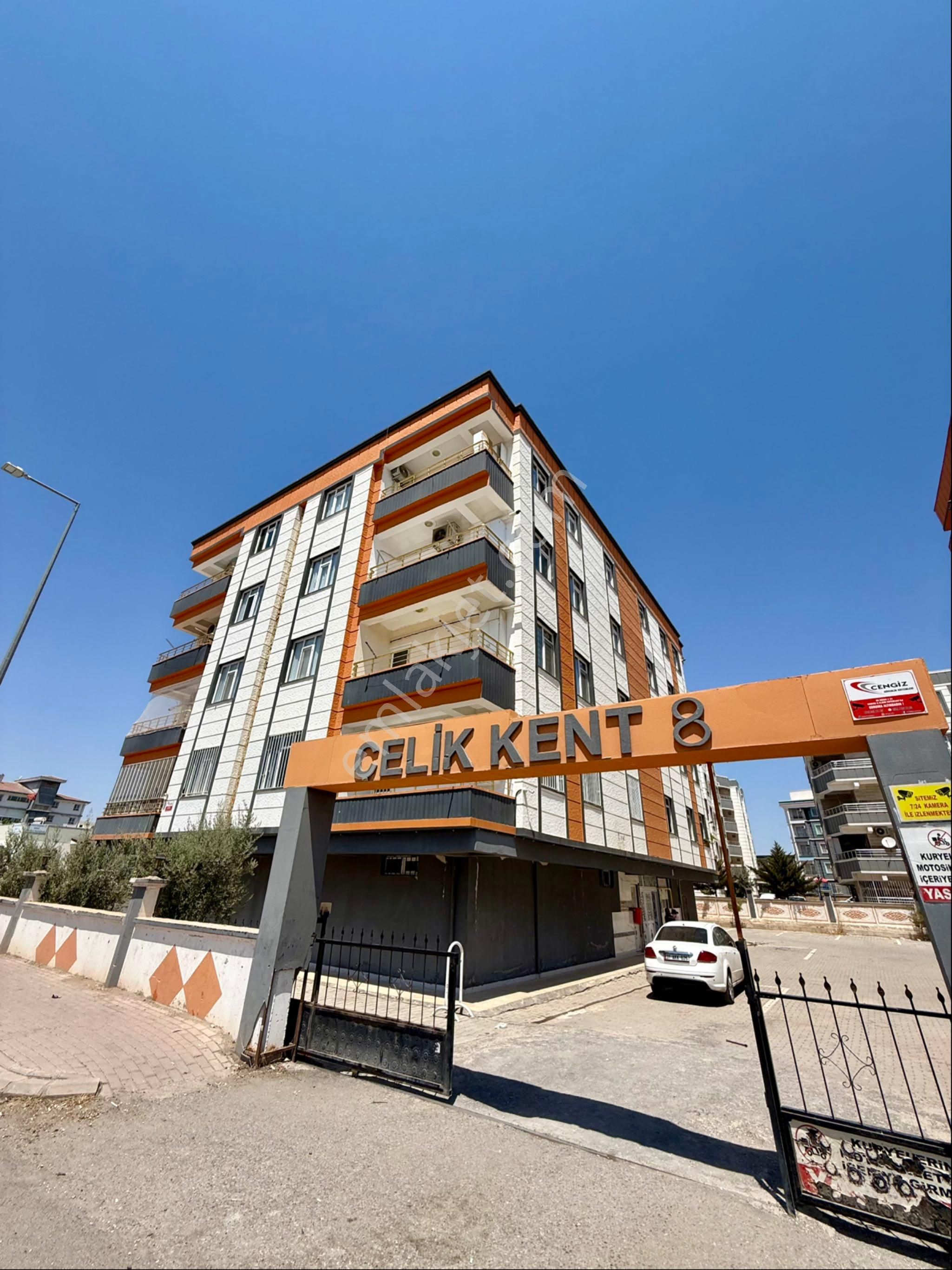 Has Birlik Emlaktan Kiralık 2+1 Daire