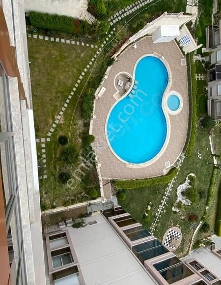 Merkezde Deniz Manzaralı Ve Havulu Sitede 4+1 Dublex Daire