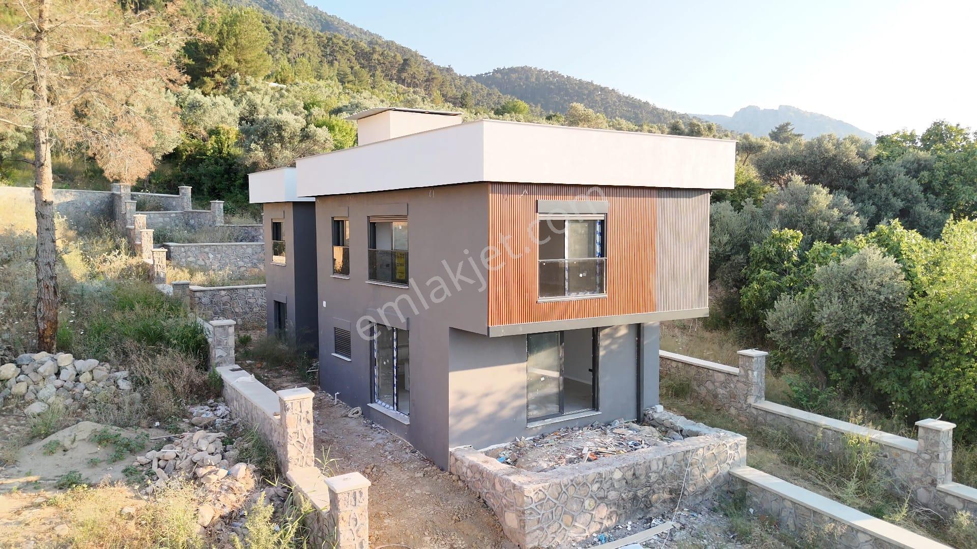 Kemalpaşa Yukarı Kızılca Satılık 199m2 Dubleks Villa - Görsel 18