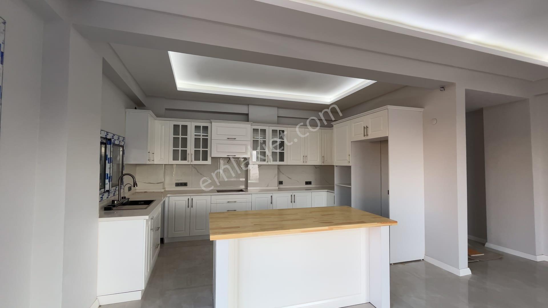 Kemalpaşa Yukarı Kızılca Satılık 199m2 Dubleks Villa - Görsel 24