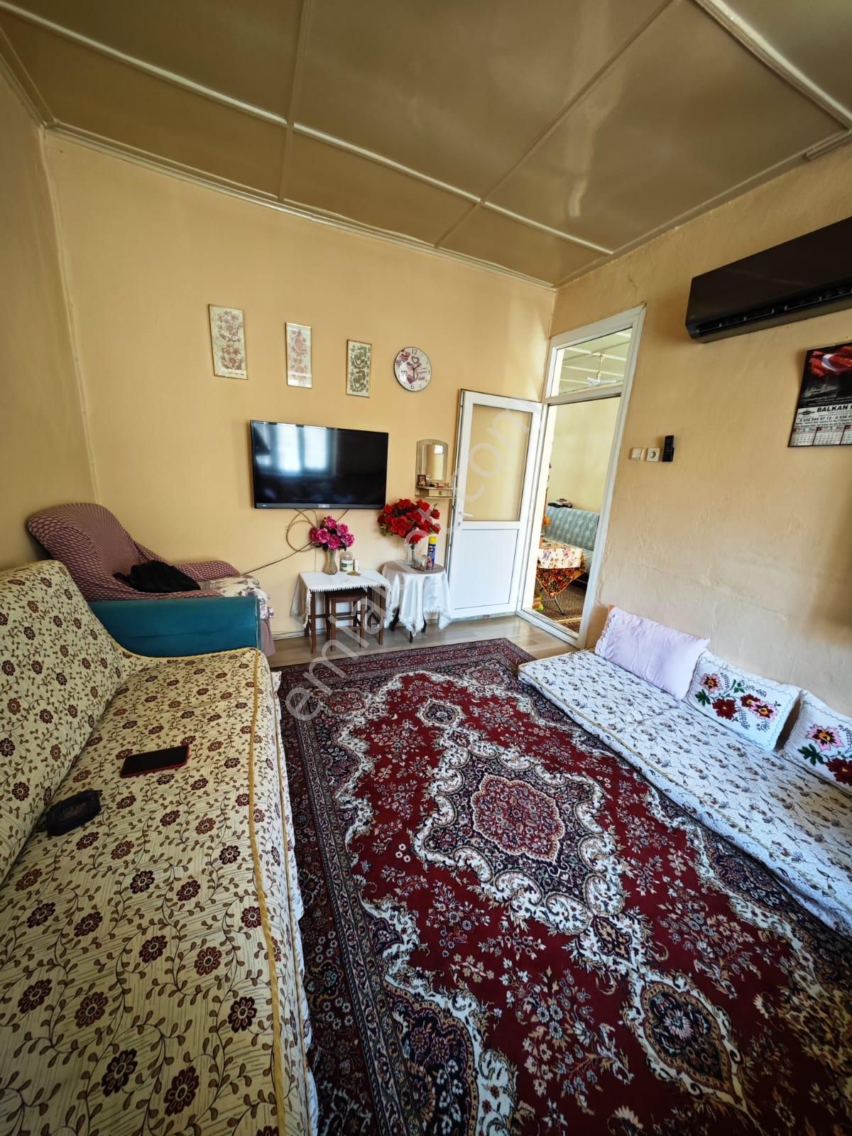 Antika'dan Şehir Merkezinde Tadilatlı Satılık Müstakil Ev - Görsel 14