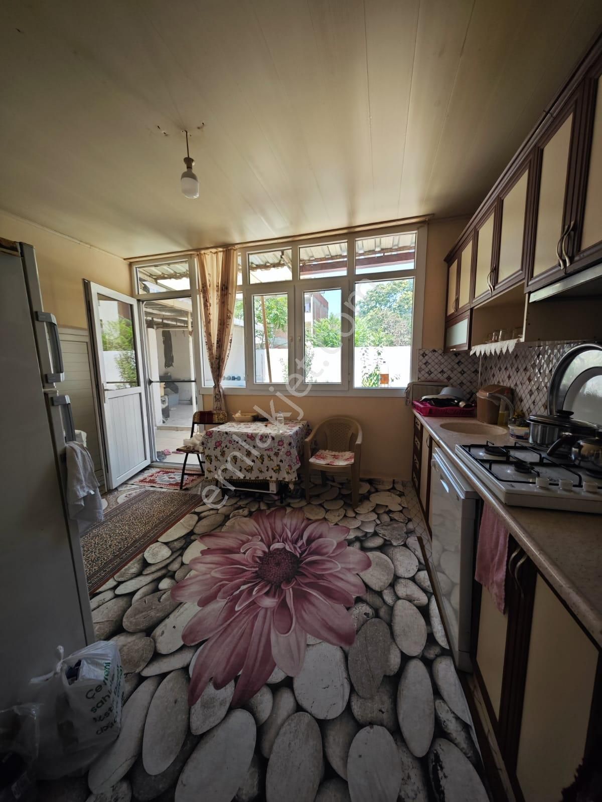 Antika'dan Şehir Merkezinde Tadilatlı Satılık Müstakil Ev - Görsel 2