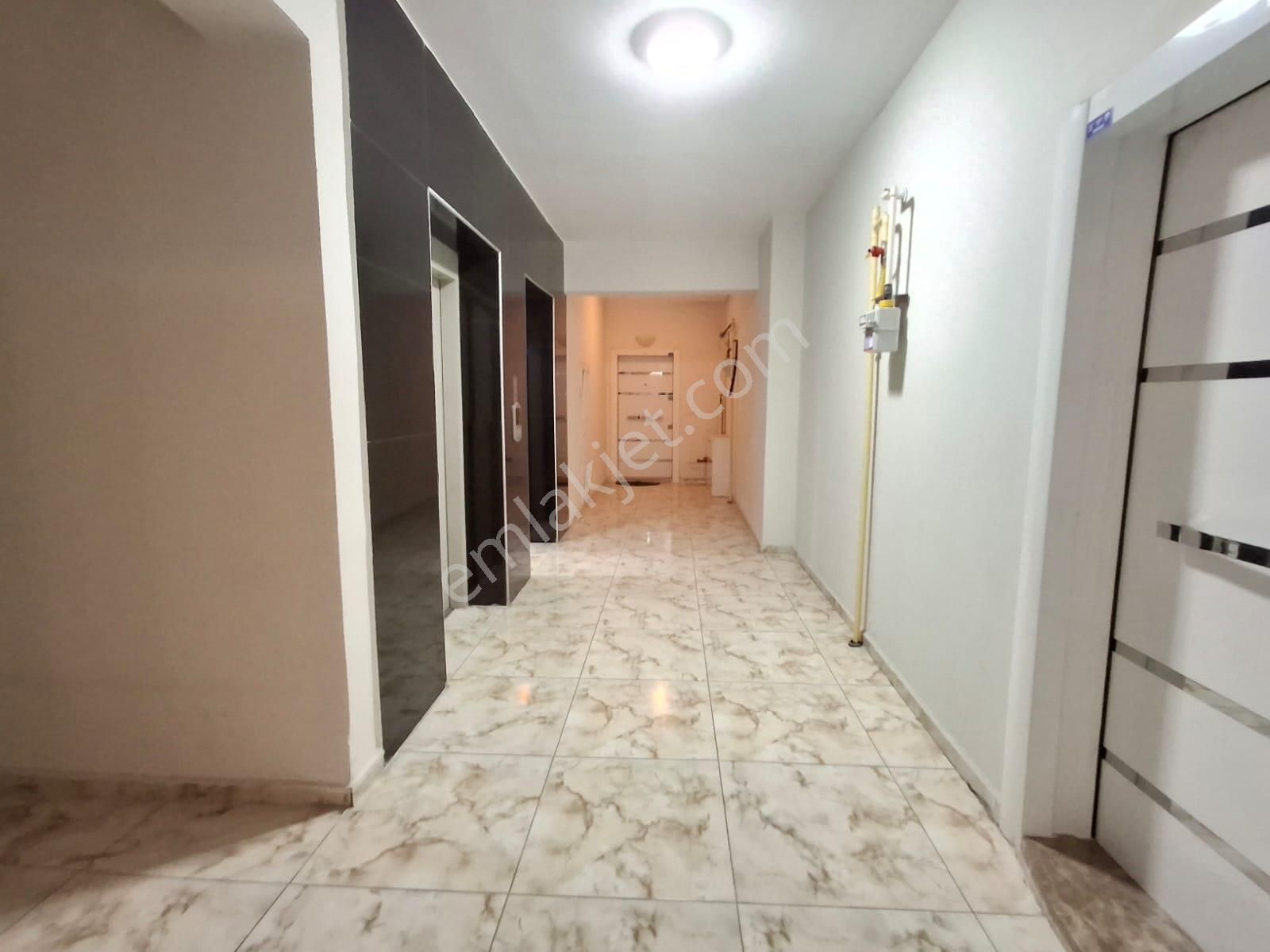 Yıldırım Beyazıt Hulusi Akar Bulvarı Üeri Site İçerisinde Lüks Satılık 3+1 Daire - Görsel 7