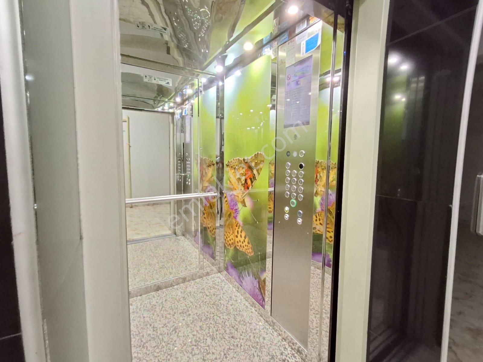 Yıldırım Beyazıt Hulusi Akar Bulvarı Üeri Site İçerisinde Lüks Satılık 3+1 Daire - Görsel 5