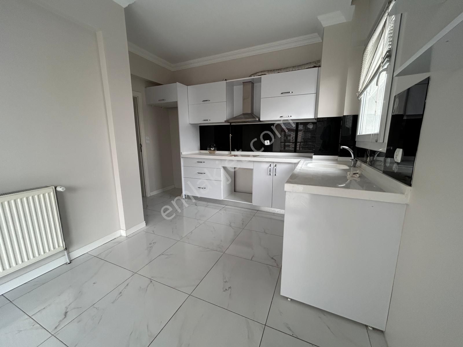 Yıldırım Beyazıt Hulusi Akar Bulvarı Üeri Site İçerisinde Lüks Satılık 3+1 Daire - Görsel 12