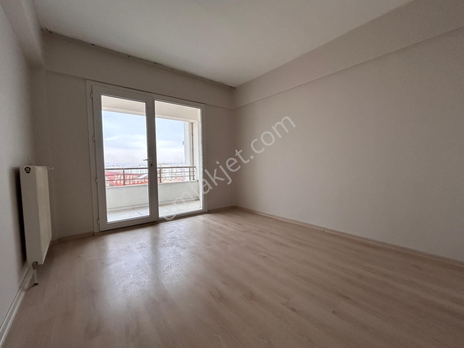 Yıldırım Beyazıt Hulusi Akar Bulvarı Üeri Site İçerisinde Lüks Satılık 3+1 Daire - Görsel 23