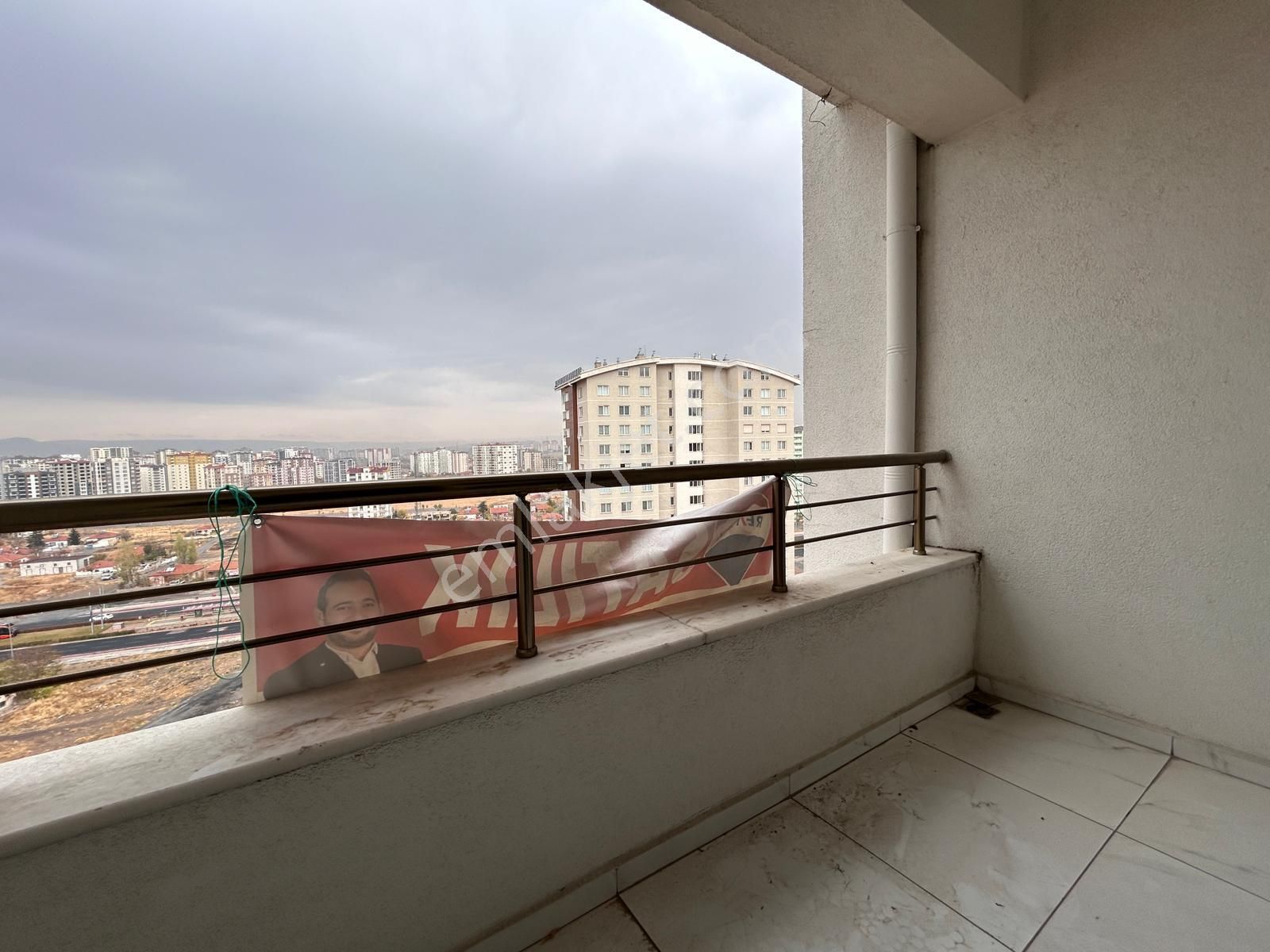 Yıldırım Beyazıt Hulusi Akar Bulvarı Üeri Site İçerisinde Lüks Satılık 3+1 Daire - Görsel 29