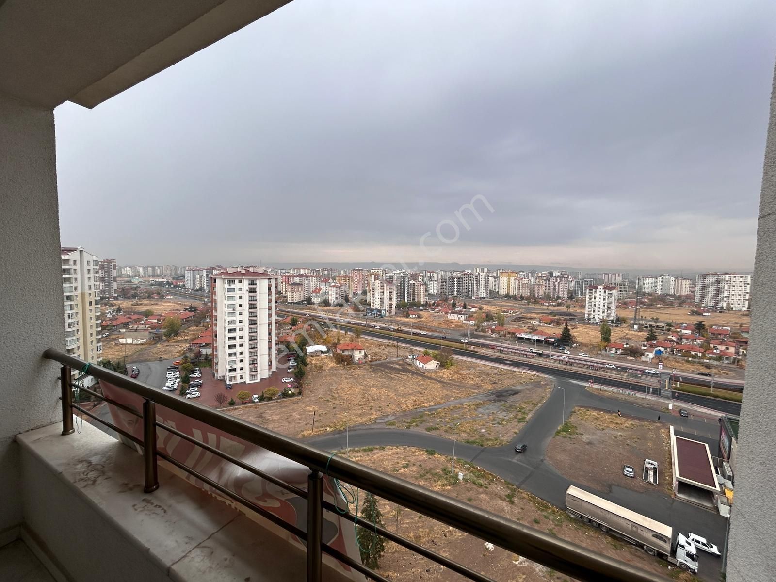 Yıldırım Beyazıt Hulusi Akar Bulvarı Üeri Site İçerisinde Lüks Satılık 3+1 Daire - Görsel 18