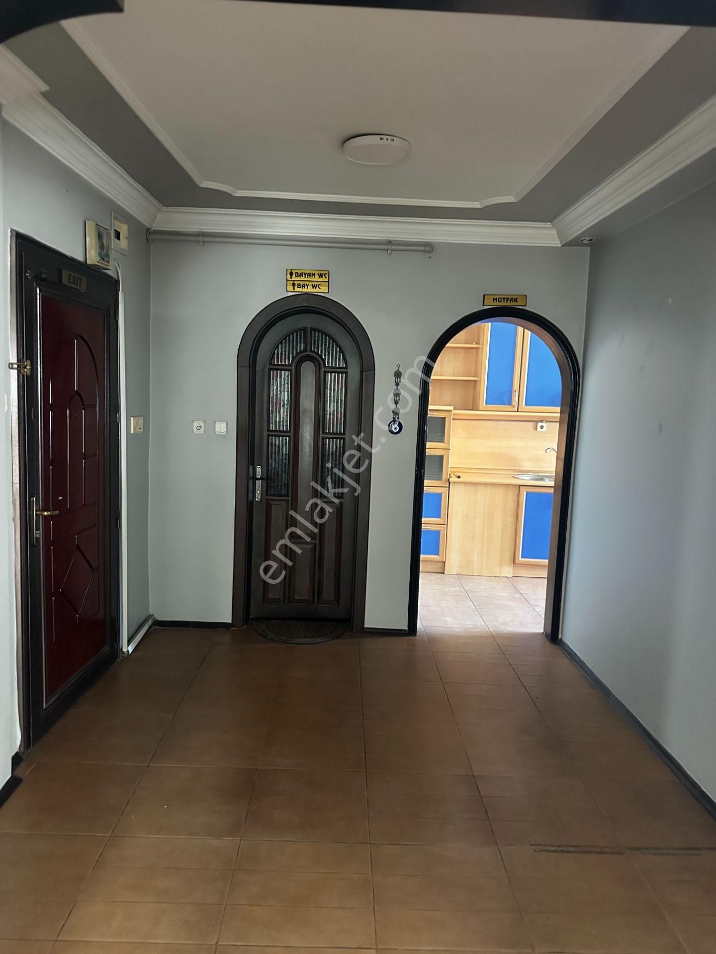 İnegöl Avm Karşısı 185 M2 Süper Konumlu Daire ,hem Konut Hem Ticari Olarak Kullanılabilir .. - Görsel 9