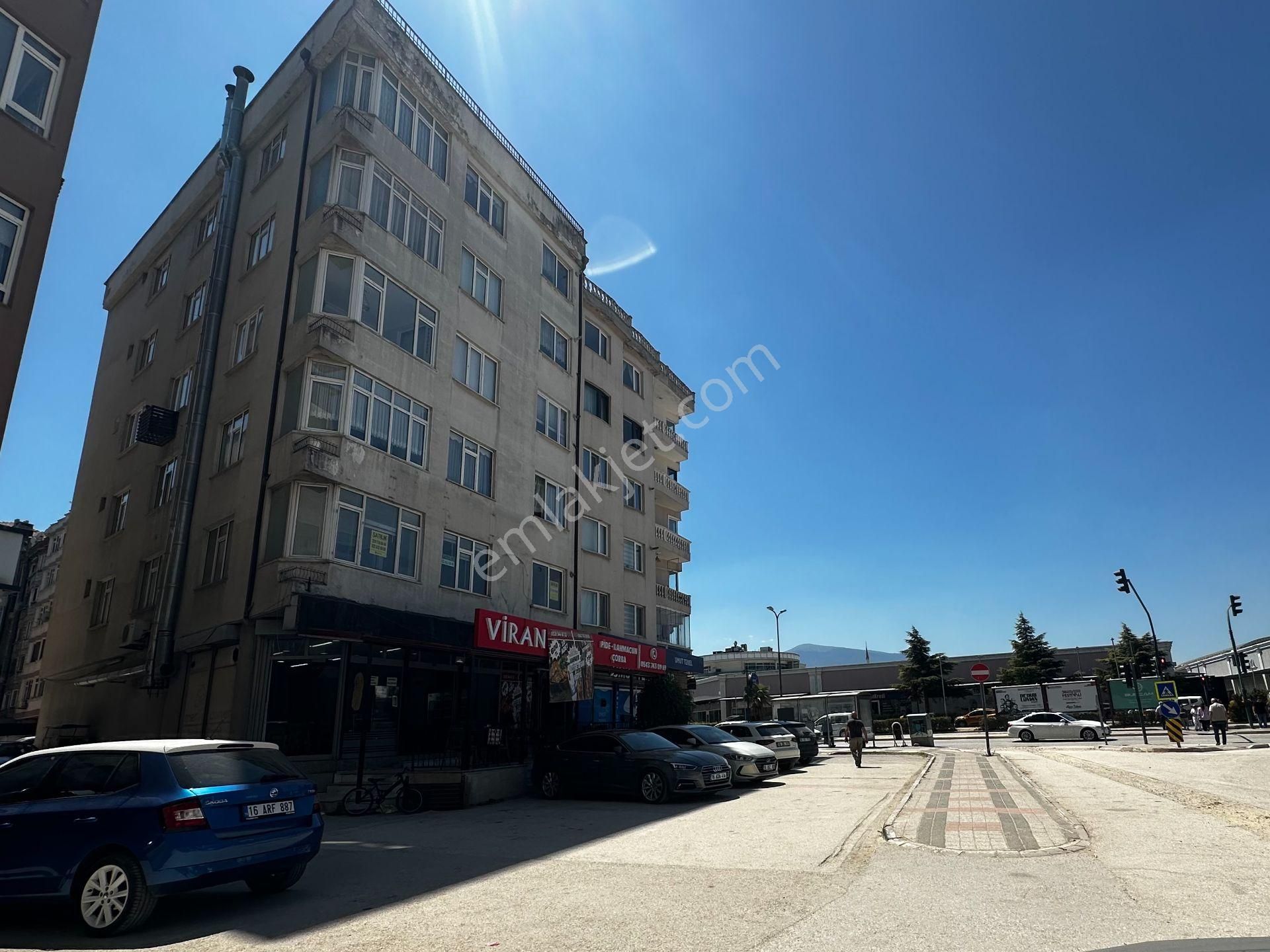 İnegöl Avm Karşısı 185 M2 Süper Konumlu Daire ,hem Konut Hem Ticari Olarak Kullanılabilir .. - Görsel 26