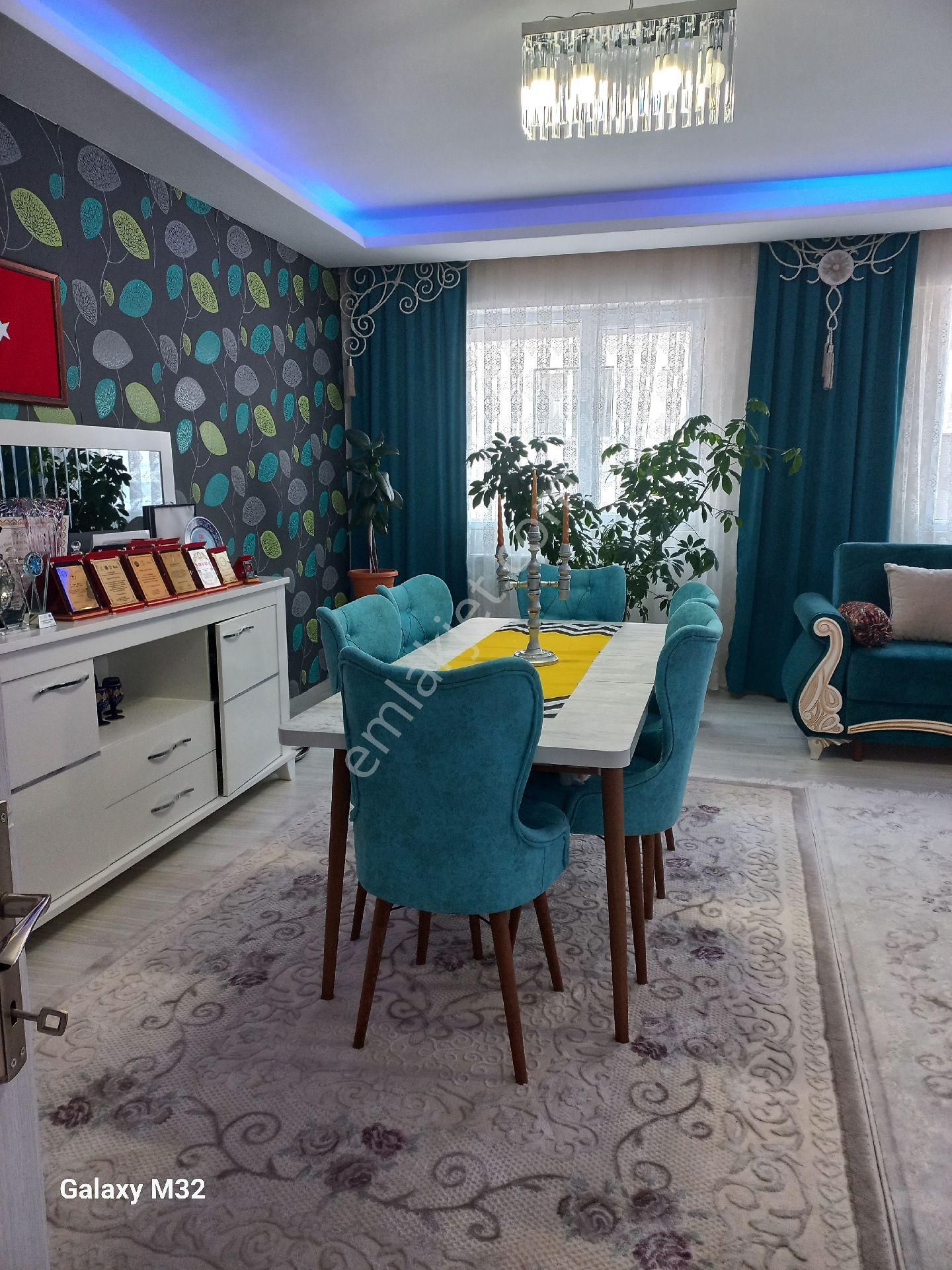 Sahibinden.3+1,full Yapılı,145 M²,3 Cepheli,gün Boyu Güneş Alan Daire