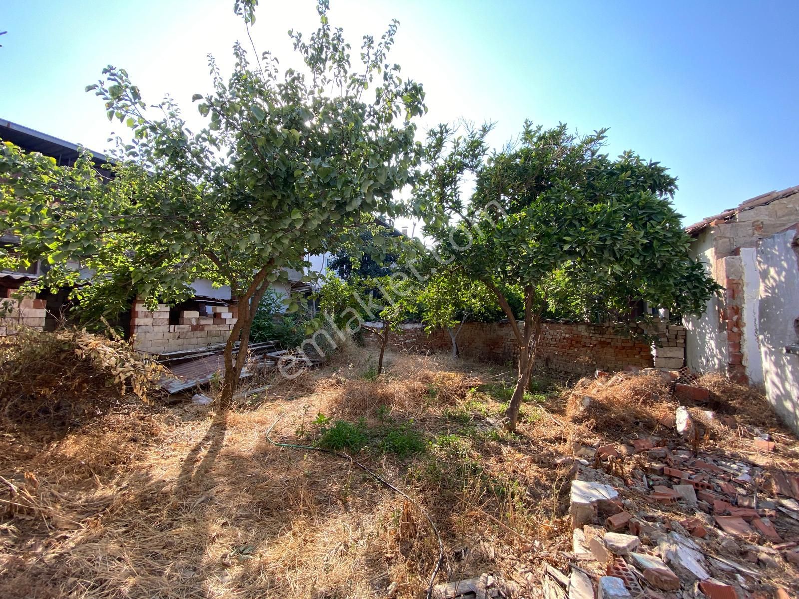 Aydın Kardeşköy De Satılık 350 M2 İmarlı Arsa