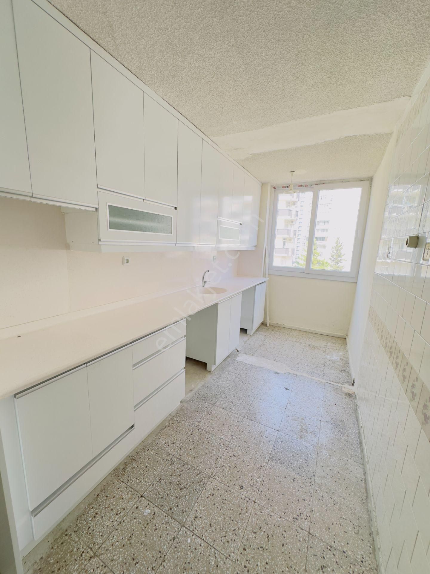 Atabey'den Ali Sepici Bulvarı Üzeri Adasa Sitesi Civarı Kapalı Mutfaklı 2+1 Aylık Kiralık Daire