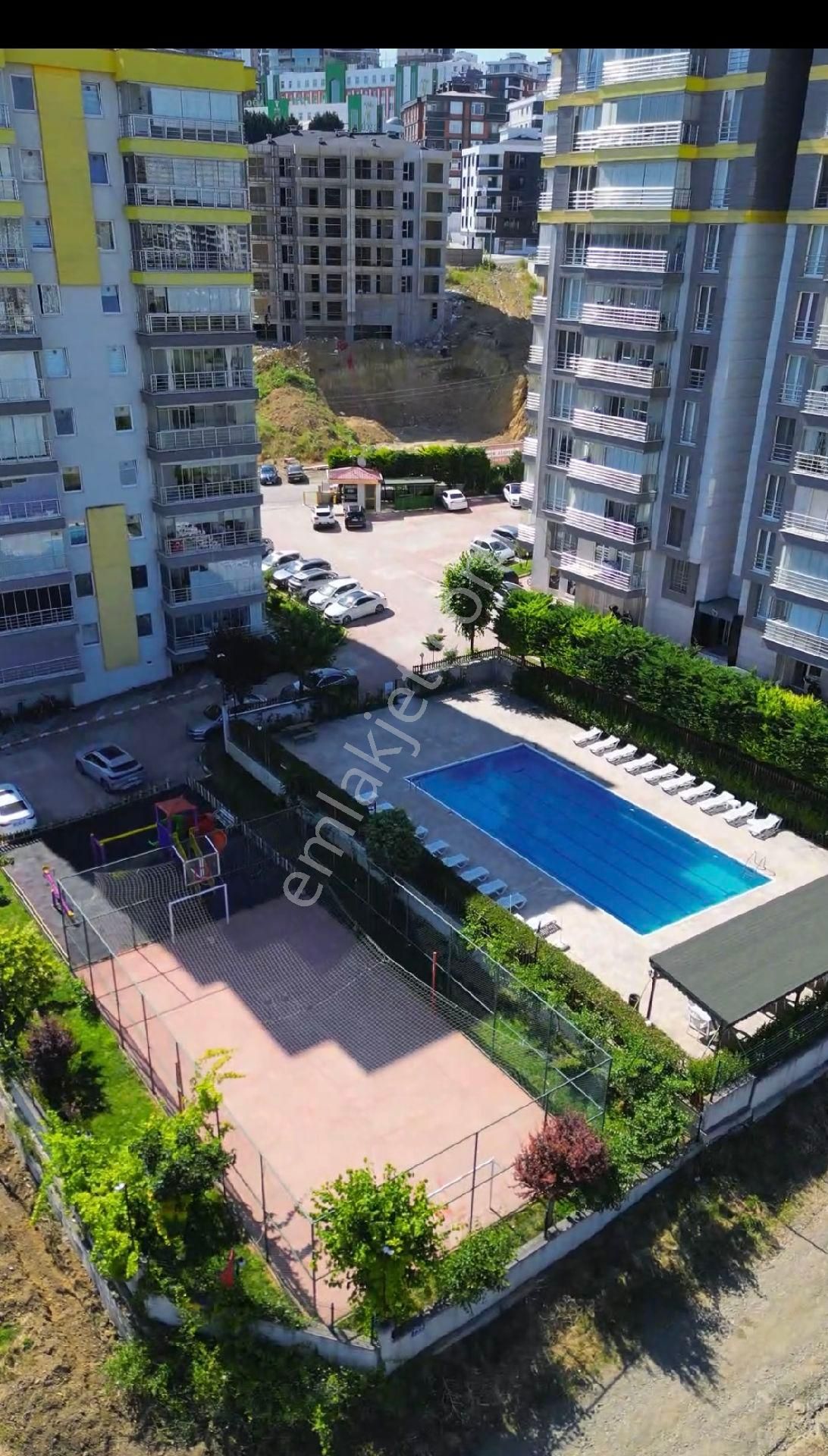 Atakulem 2 Sitesinde Satılık Ara Kat 3+1