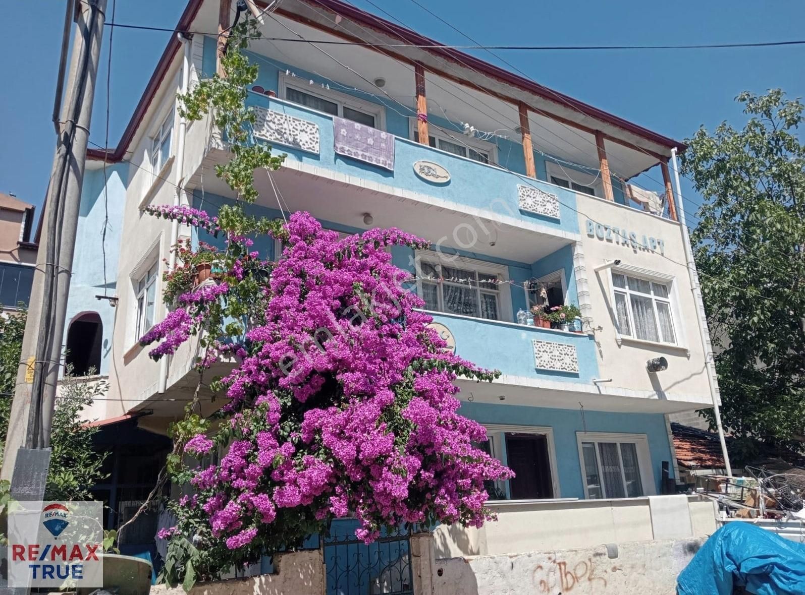 Körfez Esentepe Mahallesi'nde 3 Katlı Müstakil Satılık Bina