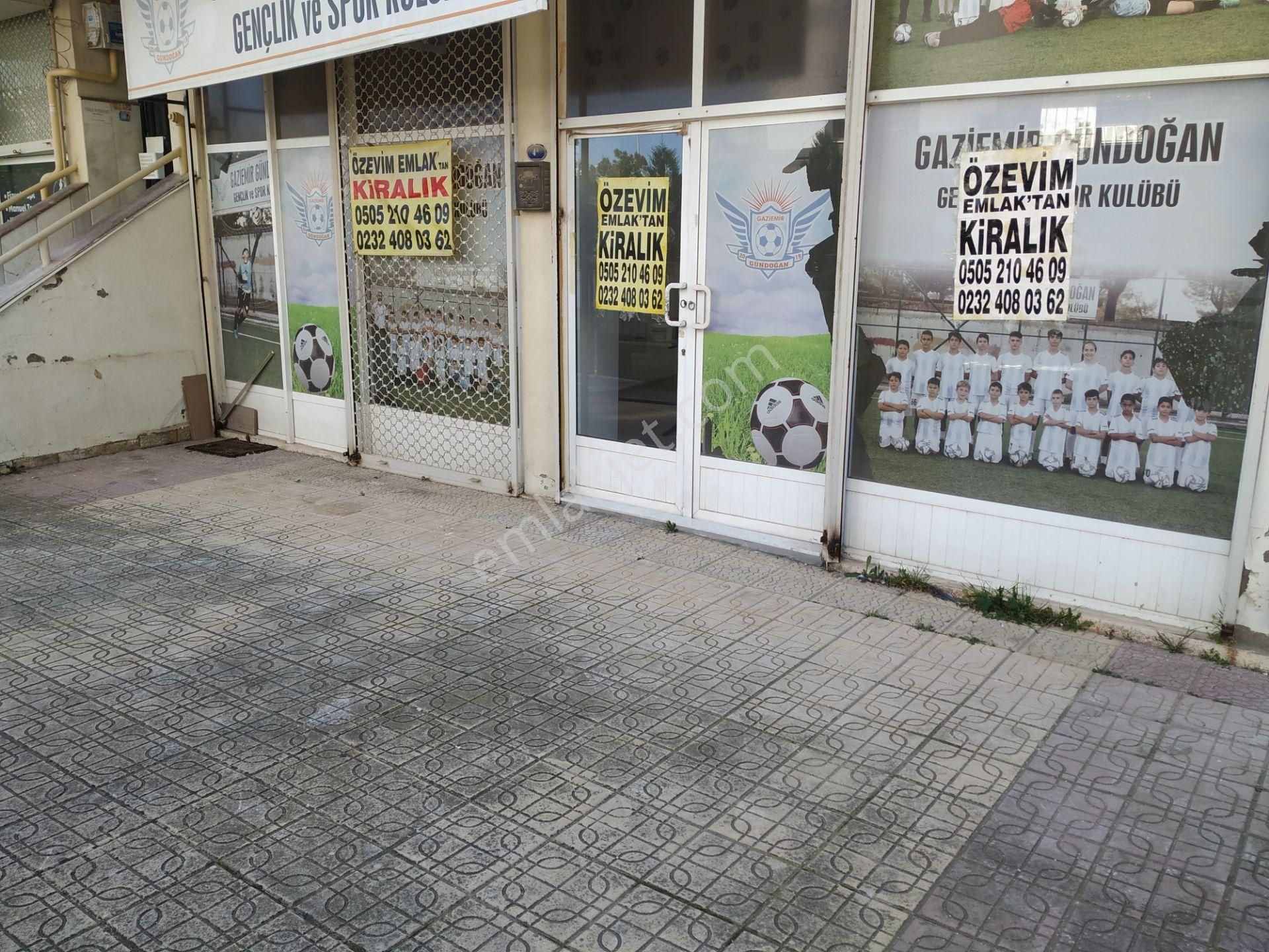 Atıfbey Mahallesi Merkezi Konumda Önü Açık Kiralık 90 M2 İşyeri