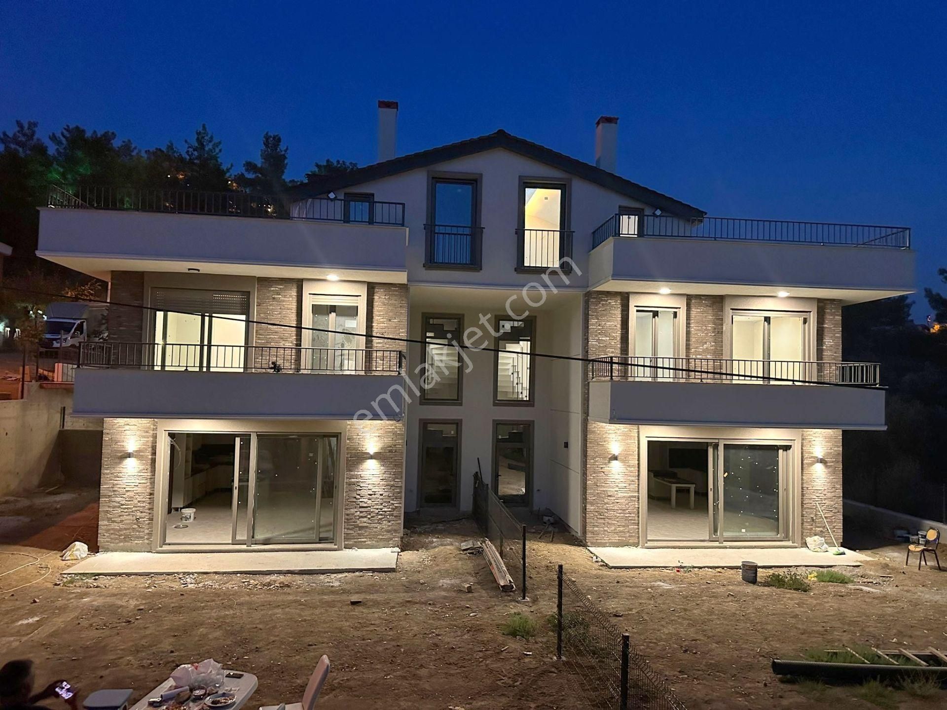 💥💥 Güç'ten Güre'de Hayallerinizi Süsleyen Yüzme Havuzlu Asansörlü Satılık 4+1 Villa - Görsel 2