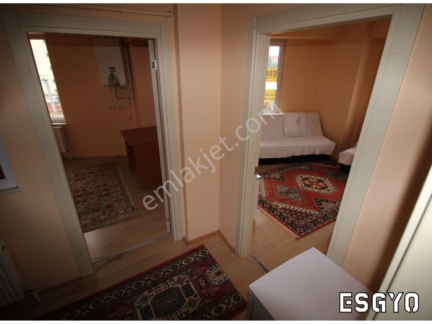 Esgyo'dan Osmangazi Üni. Yurt Karşısı 2+0 Eşyalı Kiralık Daire - Görsel 15