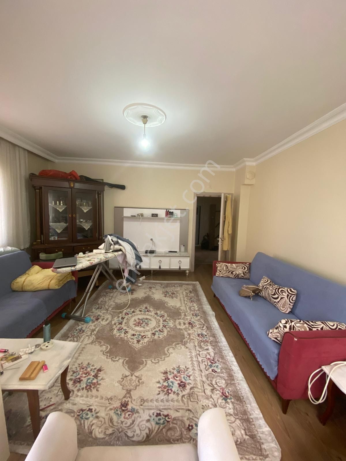 Kısa Katlı Binada Parka Ve Okula Yakın Daire!!