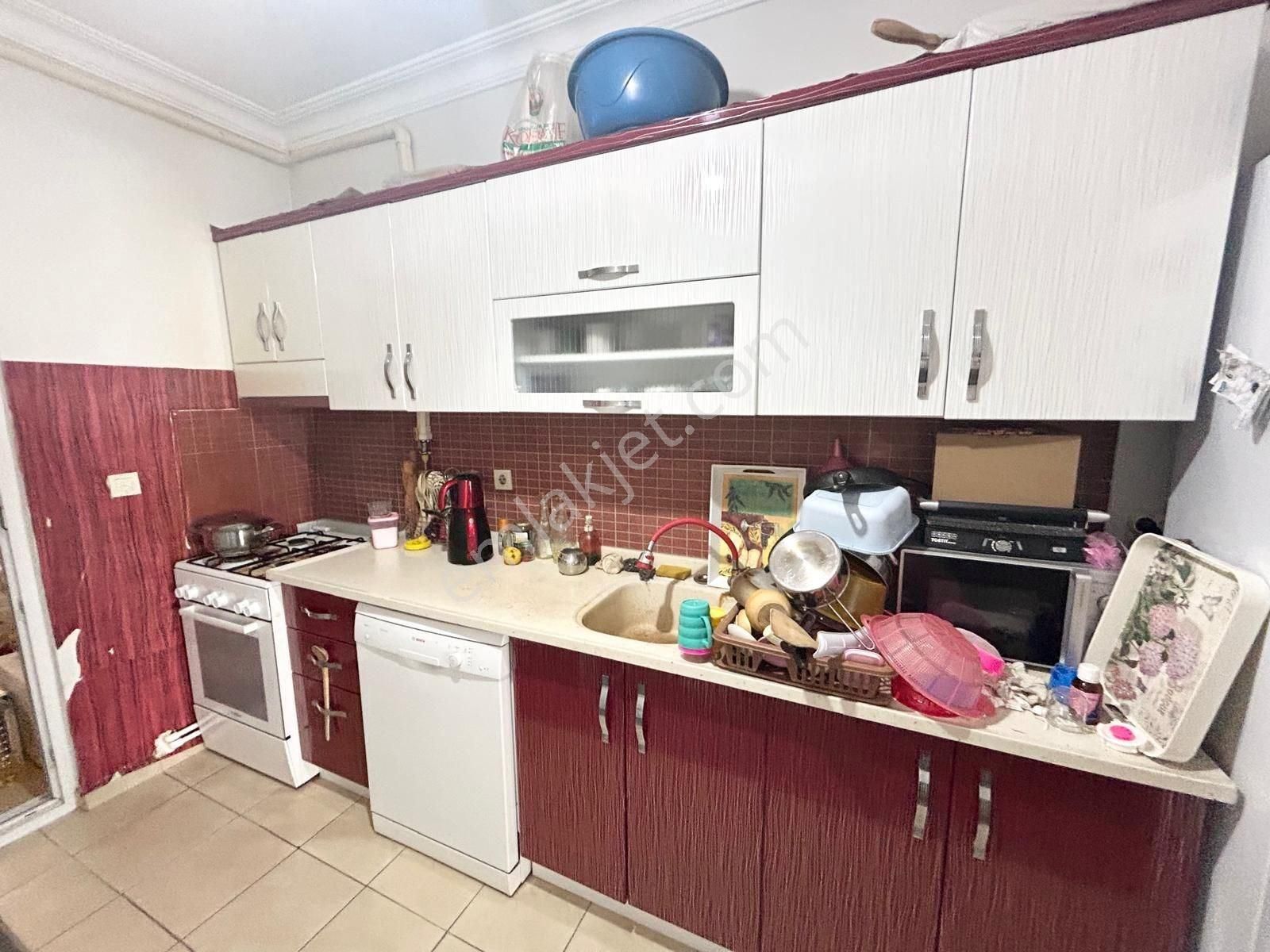 Yükselden Geniş 3+1 140m2 Ara Kat ,ön Cephe Full Kredili Daire - Görsel 32
