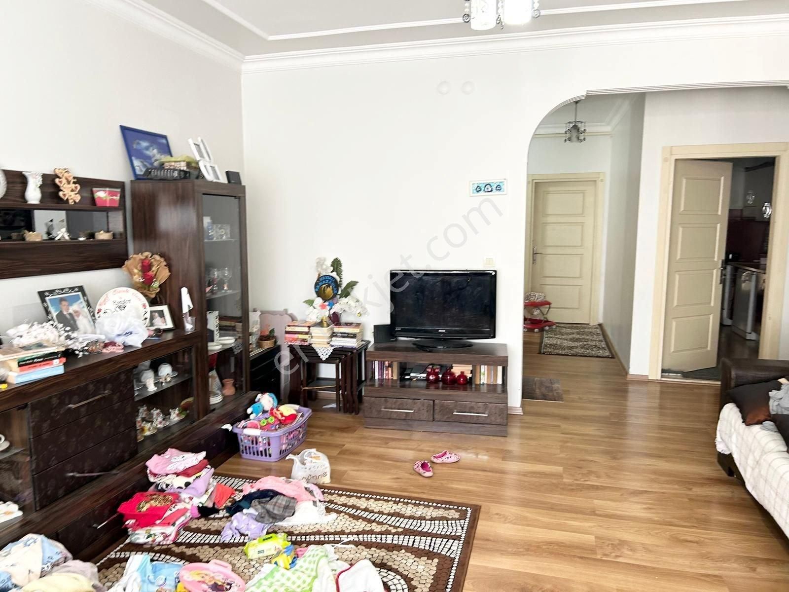 Yükselden Geniş 3+1 140m2 Ara Kat ,ön Cephe Full Kredili Daire - Görsel 24