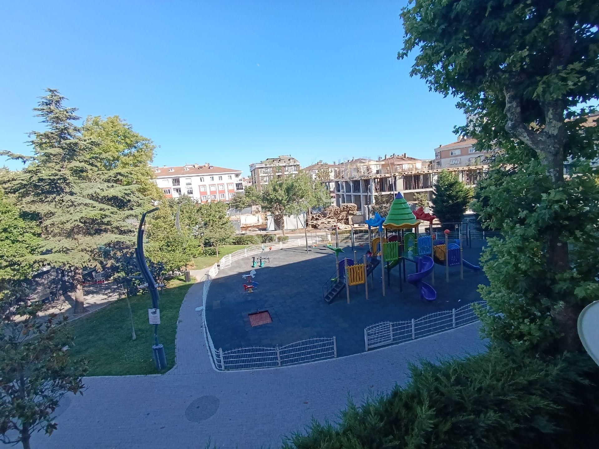 Büyükçekmece 19 Mayıs Mahallesi 3+1 Satılık Daire