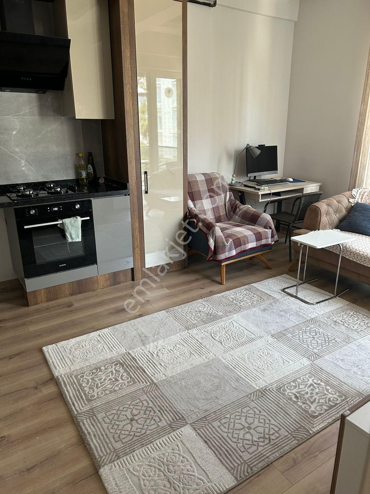 Denize Yürüme Mesafesinde Yerden Isıtmalı Havuzlu 1+1 Arakat - Görsel 10