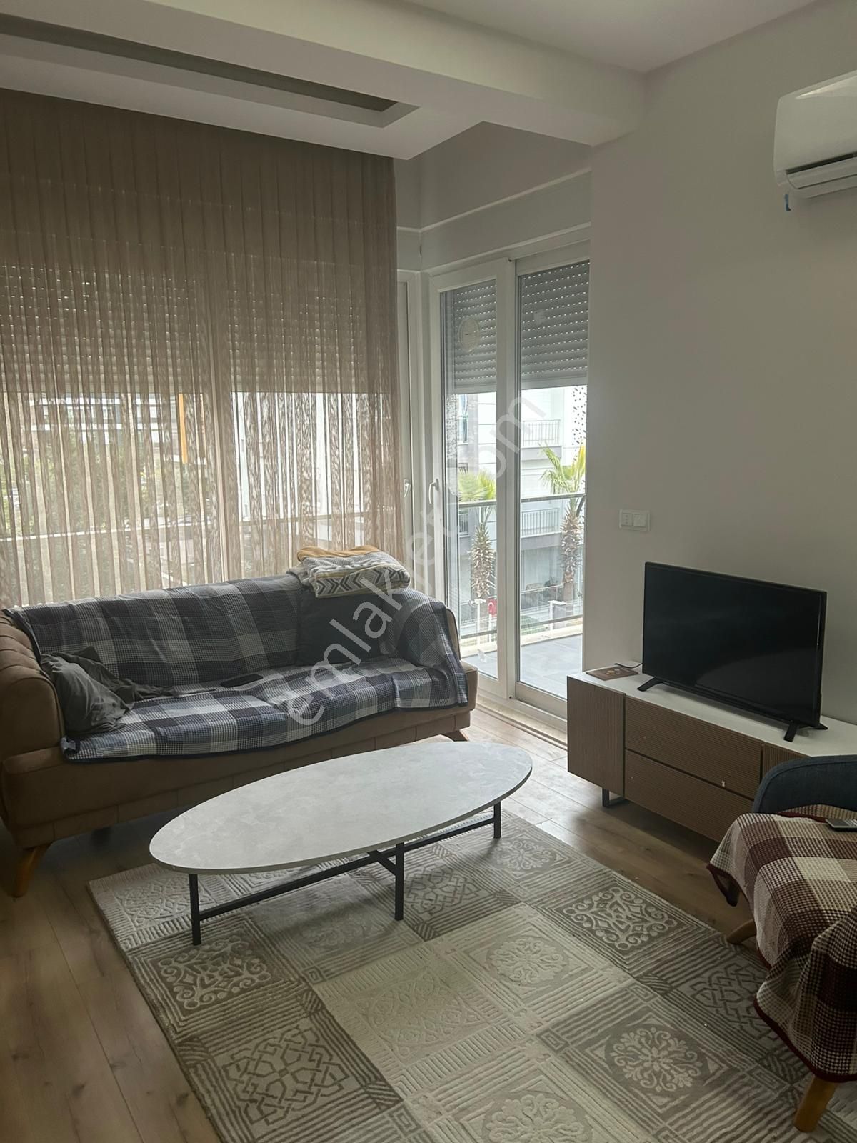 Denize Yürüme Mesafesinde Yerden Isıtmalı Havuzlu 1+1 Arakat - Görsel 8