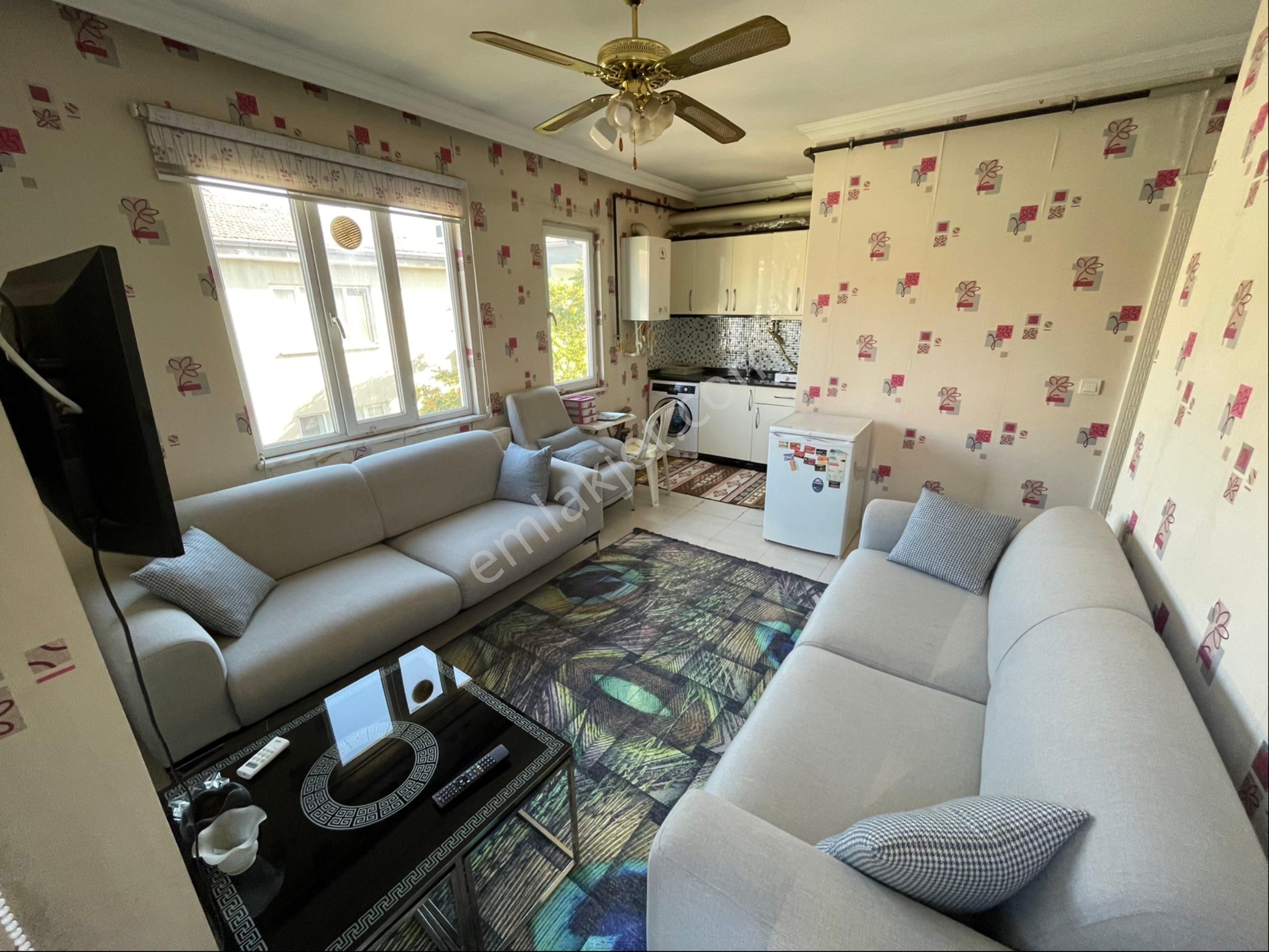 Öğretmenevleri Mah Eşyalı Satılık 1+1 İskanlı Mesken Tapu Daire