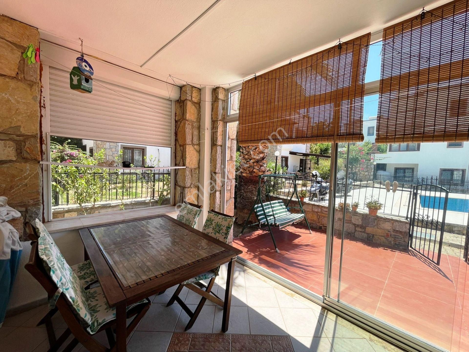 Bodrum Umurca | Kat Mülkiyetli Site İçi Satılık Bahçe Katı Daire