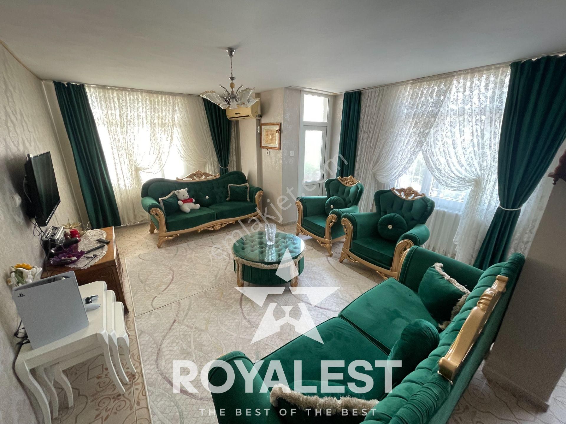 Royalest'ten Çetinkaya Civarı Kapalı Mutfak Ekstra Geniş Daire