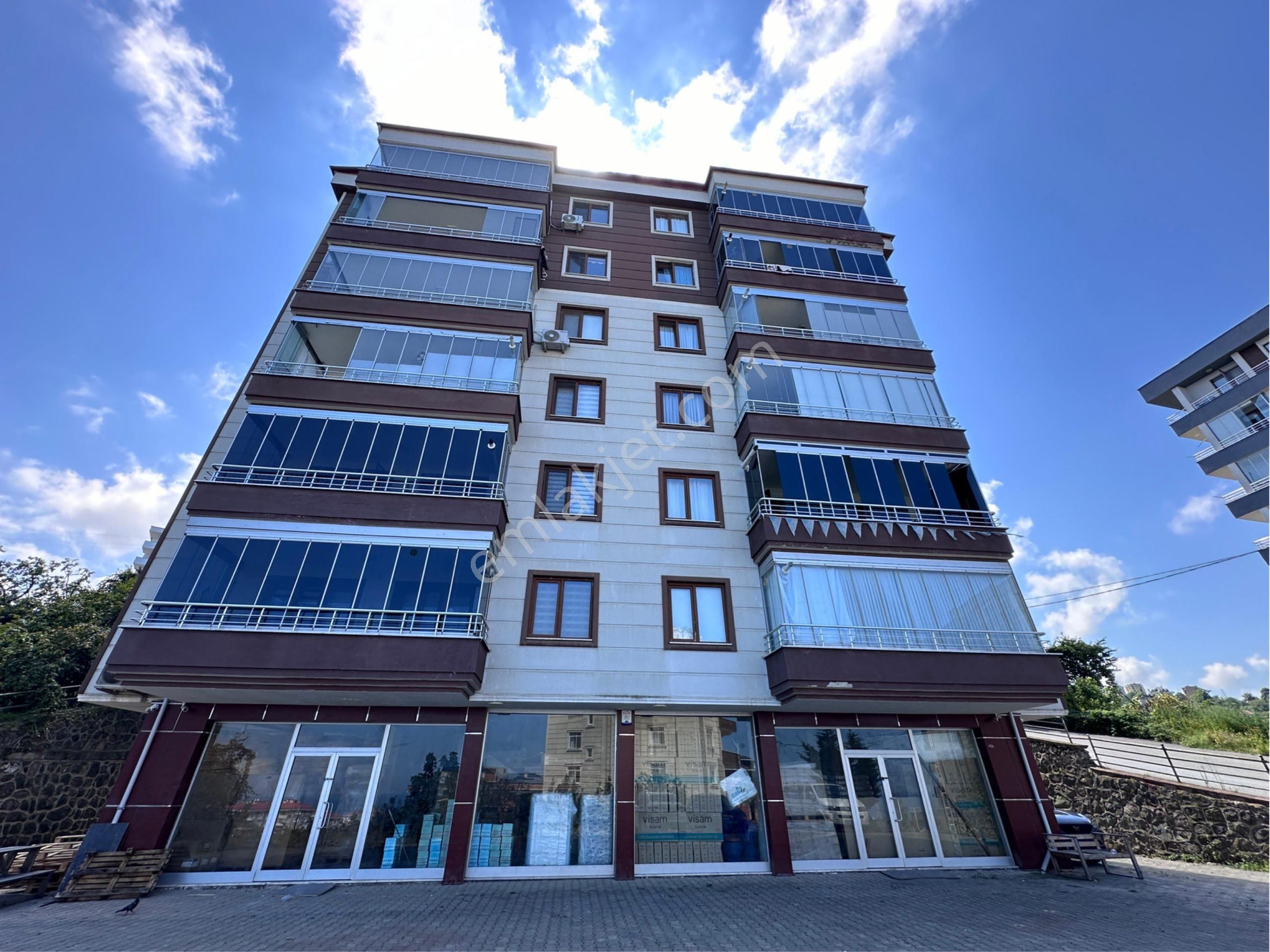 Trabzon Pelitli De Satılık 3+1 Daire