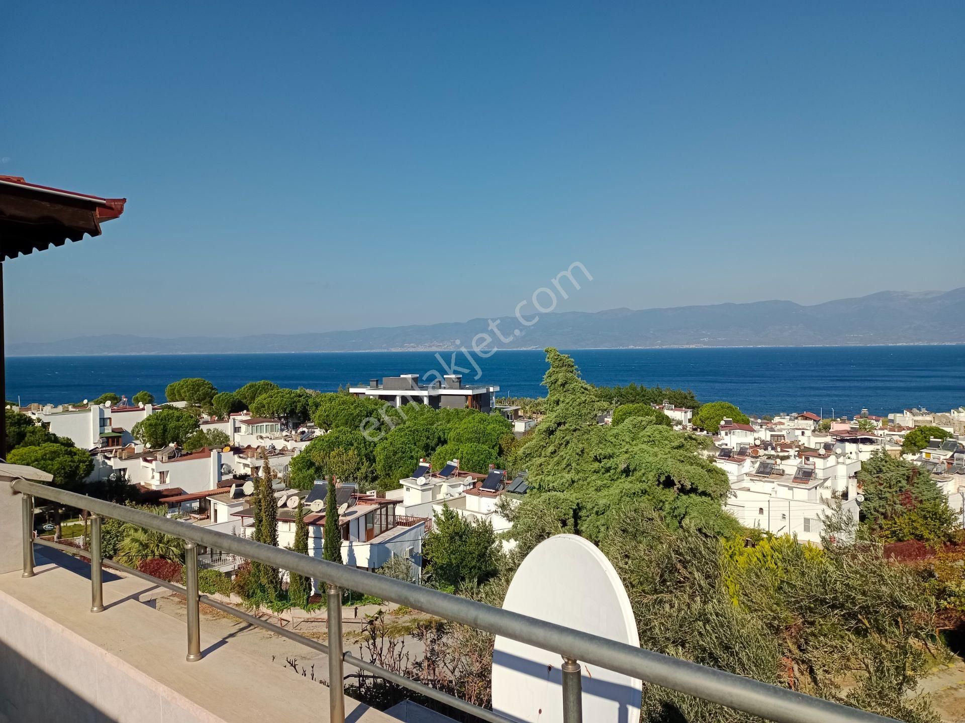 Pelitköy'de Deniz Manzaralı, Bahçeli, Eşyalı , Yıllık Kiralık