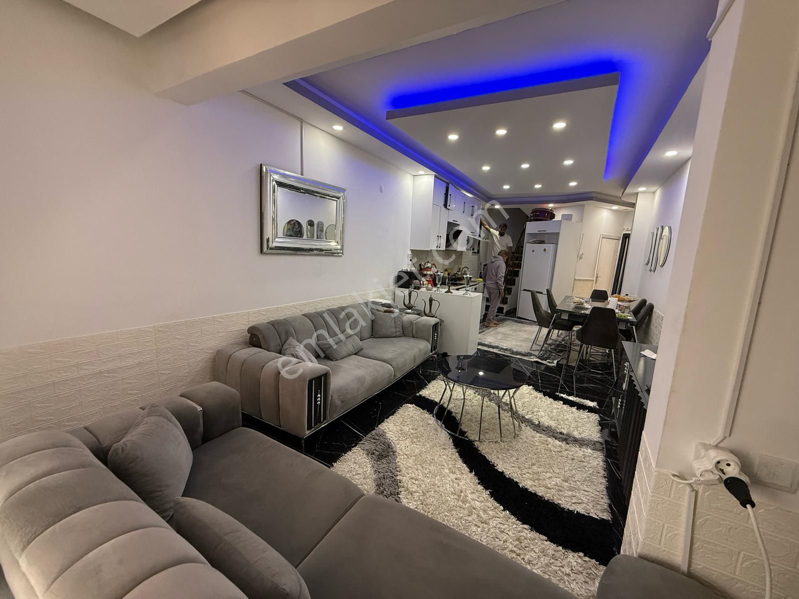🌟 Girişimci Gayrimenkul'den Satılık Fırsat Triplex 🌟