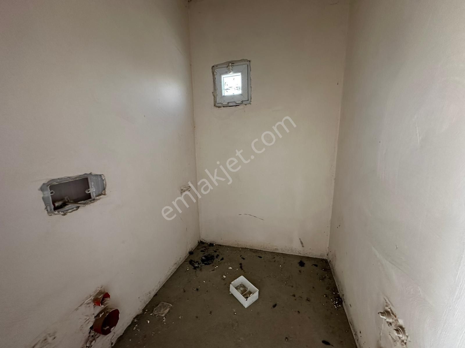 Takas A Açık Natamam Satılık 3+1 Tapulu Daire - Görsel 15