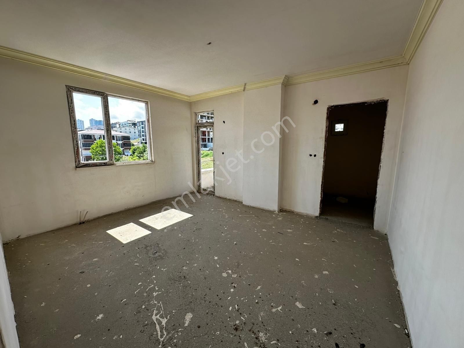 Takas A Açık Natamam Satılık 3+1 Tapulu Daire - Görsel 12