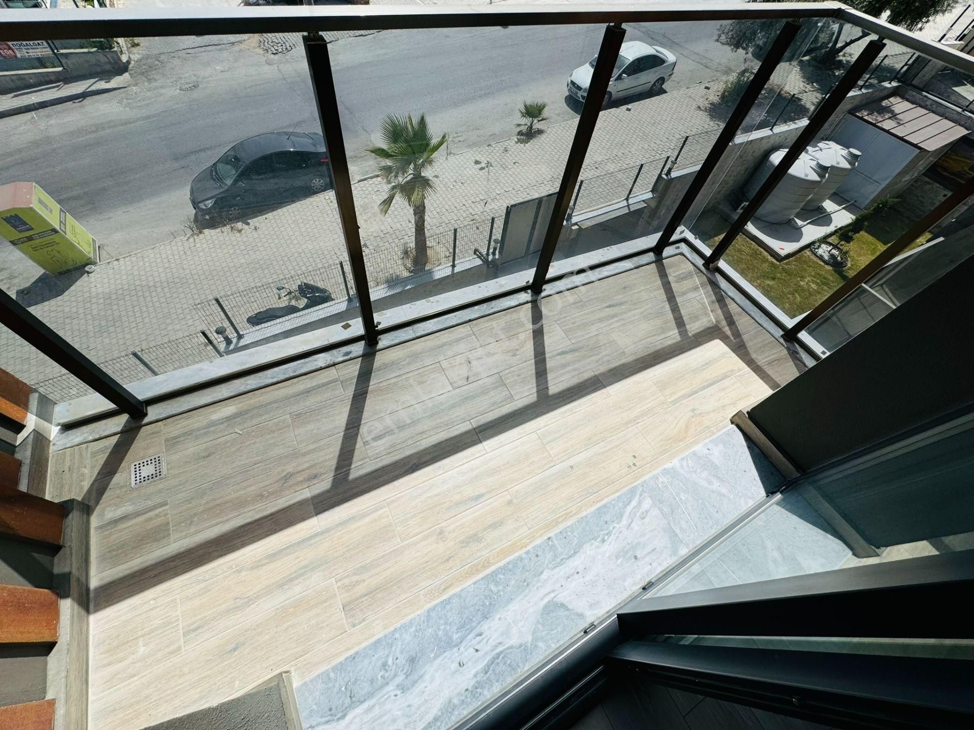 Ege Mahallesinde Satılık Köşe Konumlu Arakat Sıfır 3+1 Daire - Görsel 18