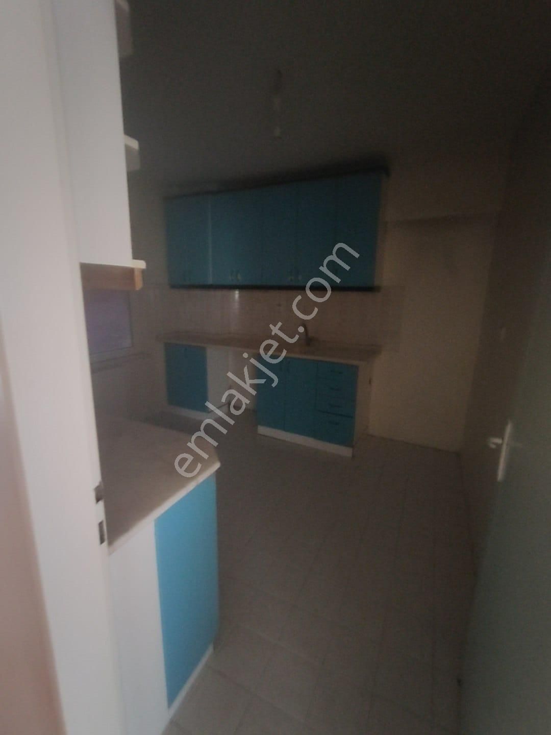 Kaan Emlaktan Emek Caddesinde Uygun Fiyatlı Aile Apartmanı