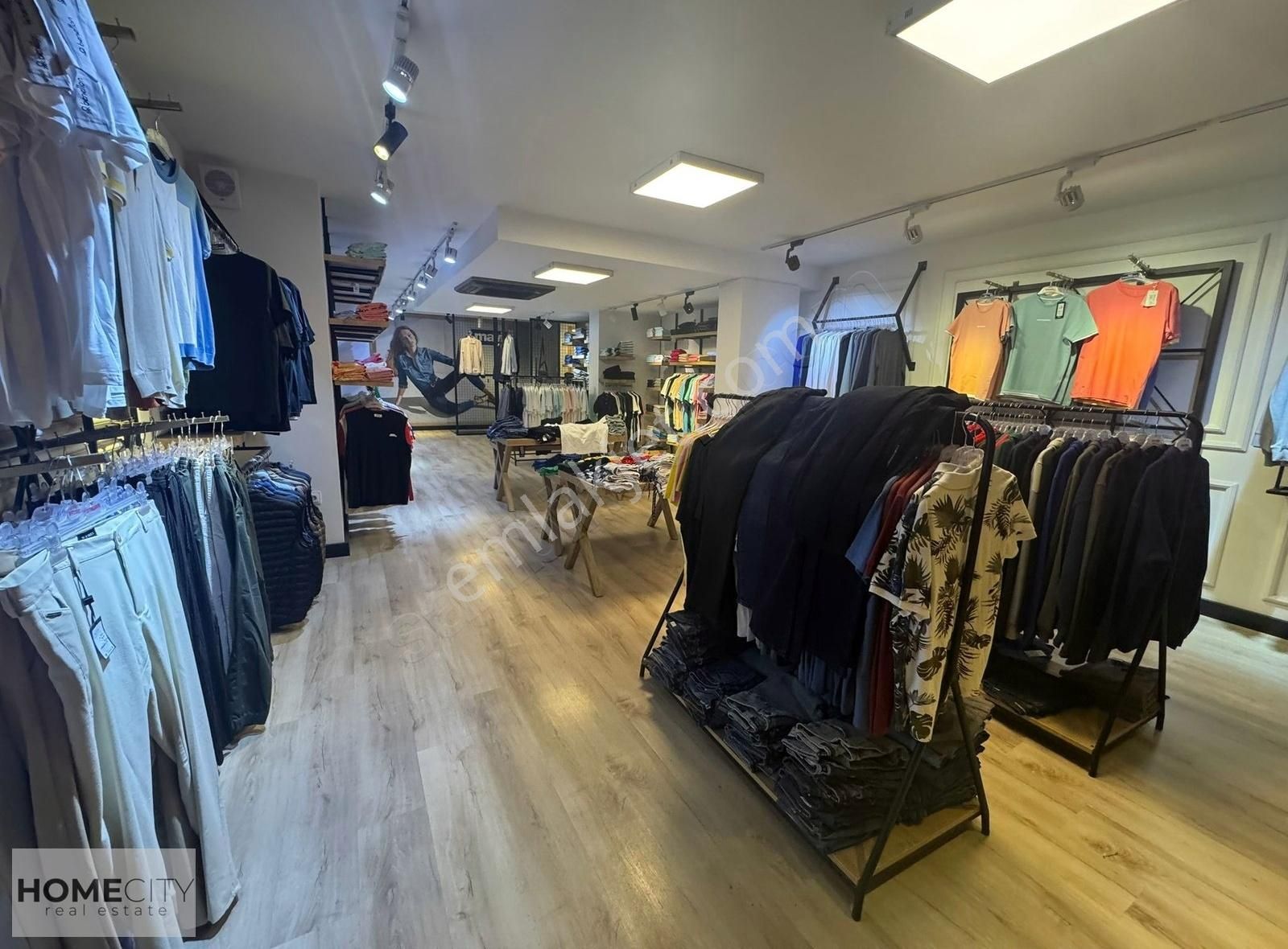 Alanya Mahmutlar Barbaros Cad Üzerinde 220m2 3 Katlı Mağaza - Görsel 6