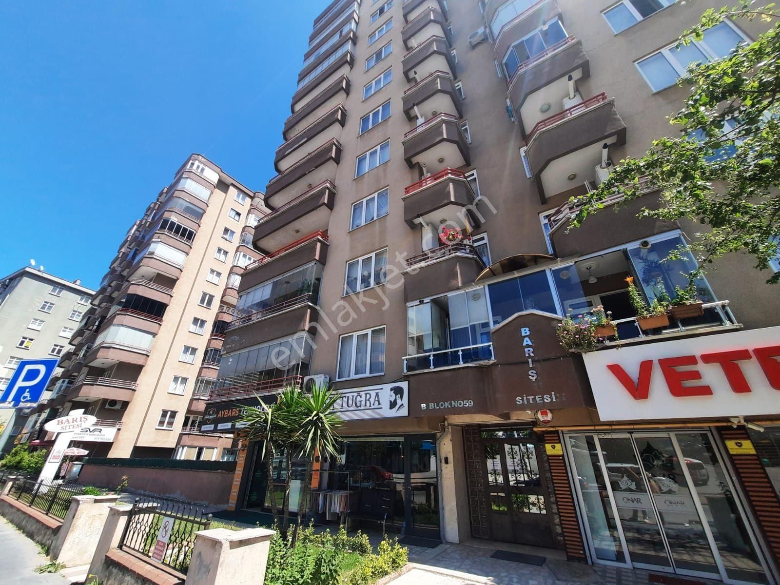Karadeniz Cad.satılık 2+2 Daire