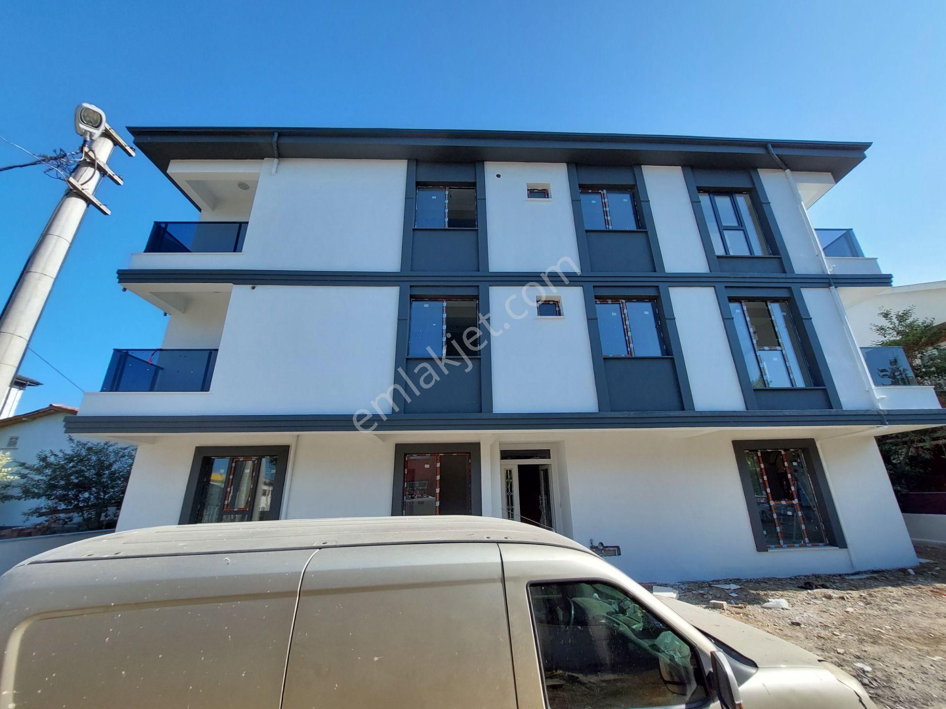 Tekirdağ Kumbağ Mahallesinde 2+1 Bahçeli Sıfır Ev Satılık