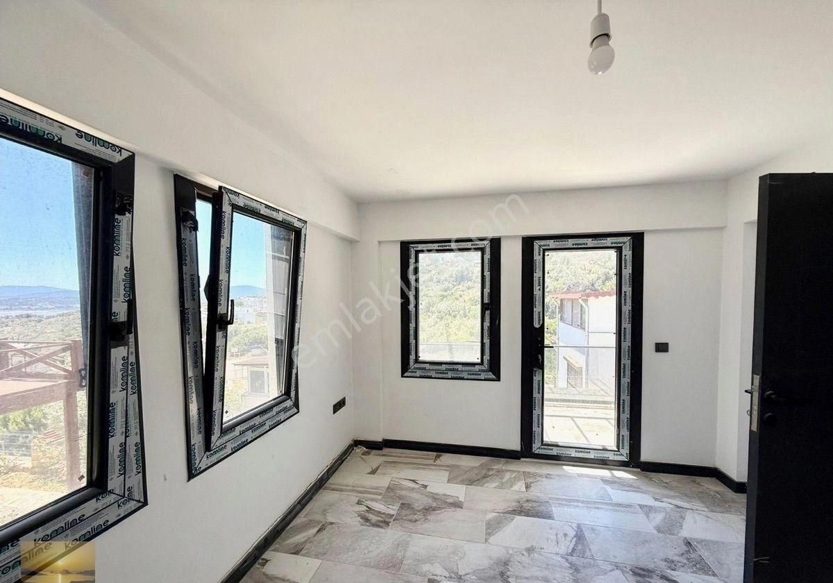 Satılık Müstakil Villa Sıfır Ev Özel Plajlı Sitede İndirimli - Görsel 4