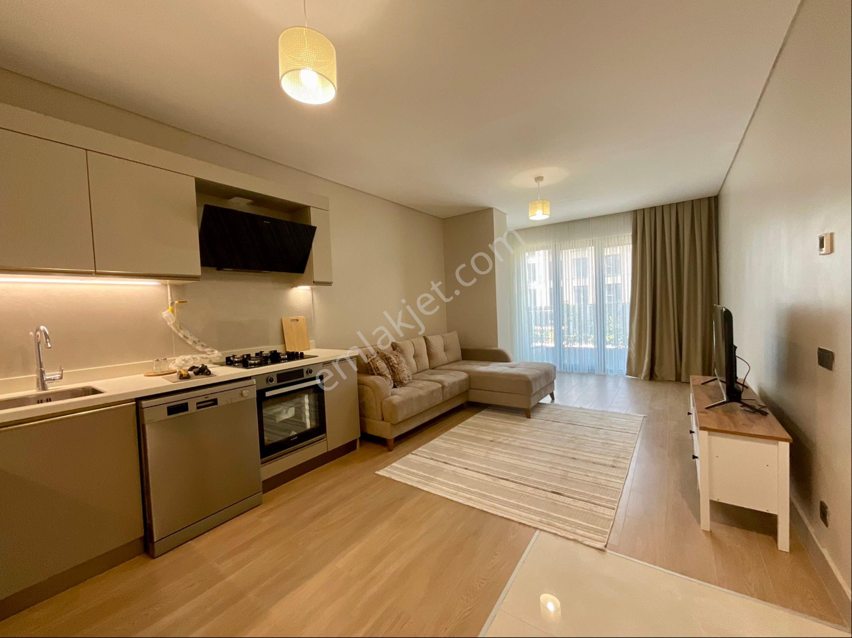 C21 Loca’dan Emlak Konutlarında Eşyalı Kiralık Daire
