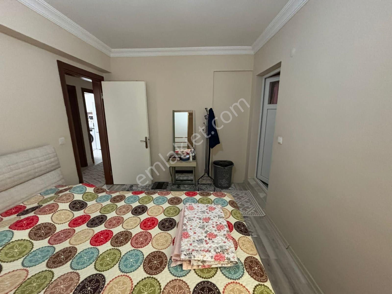 Pazar Yerinde Satılık 2+1 Daire