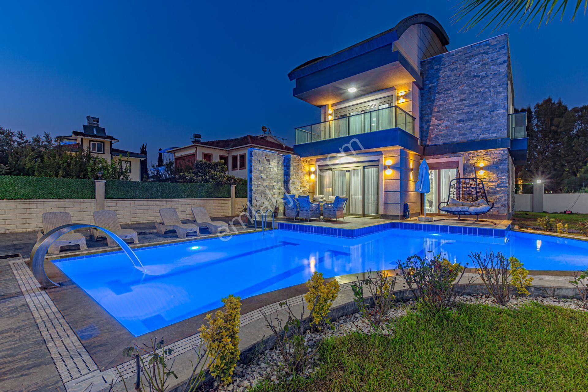 Günlük Kiralık 5 Odalı Villa - Antalya Serik Kadriye Mahallesi - 15 Kişi Kapasiteli - Görsel 4