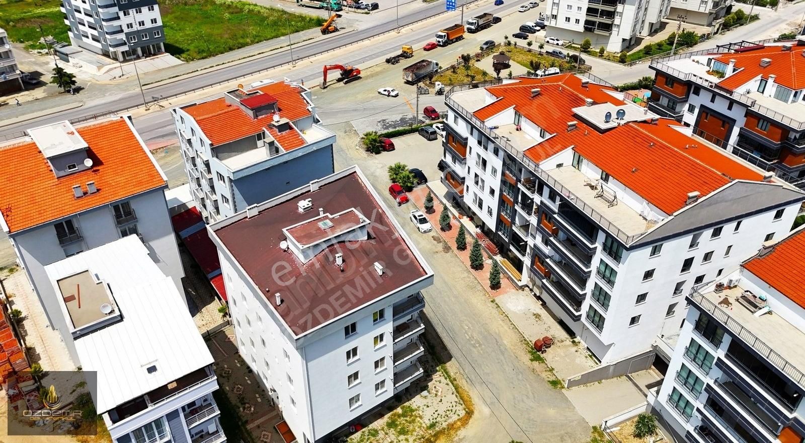 Lapseki'de Köprüye Ve Karayoluna Yakın 2+1 Satılık Daire