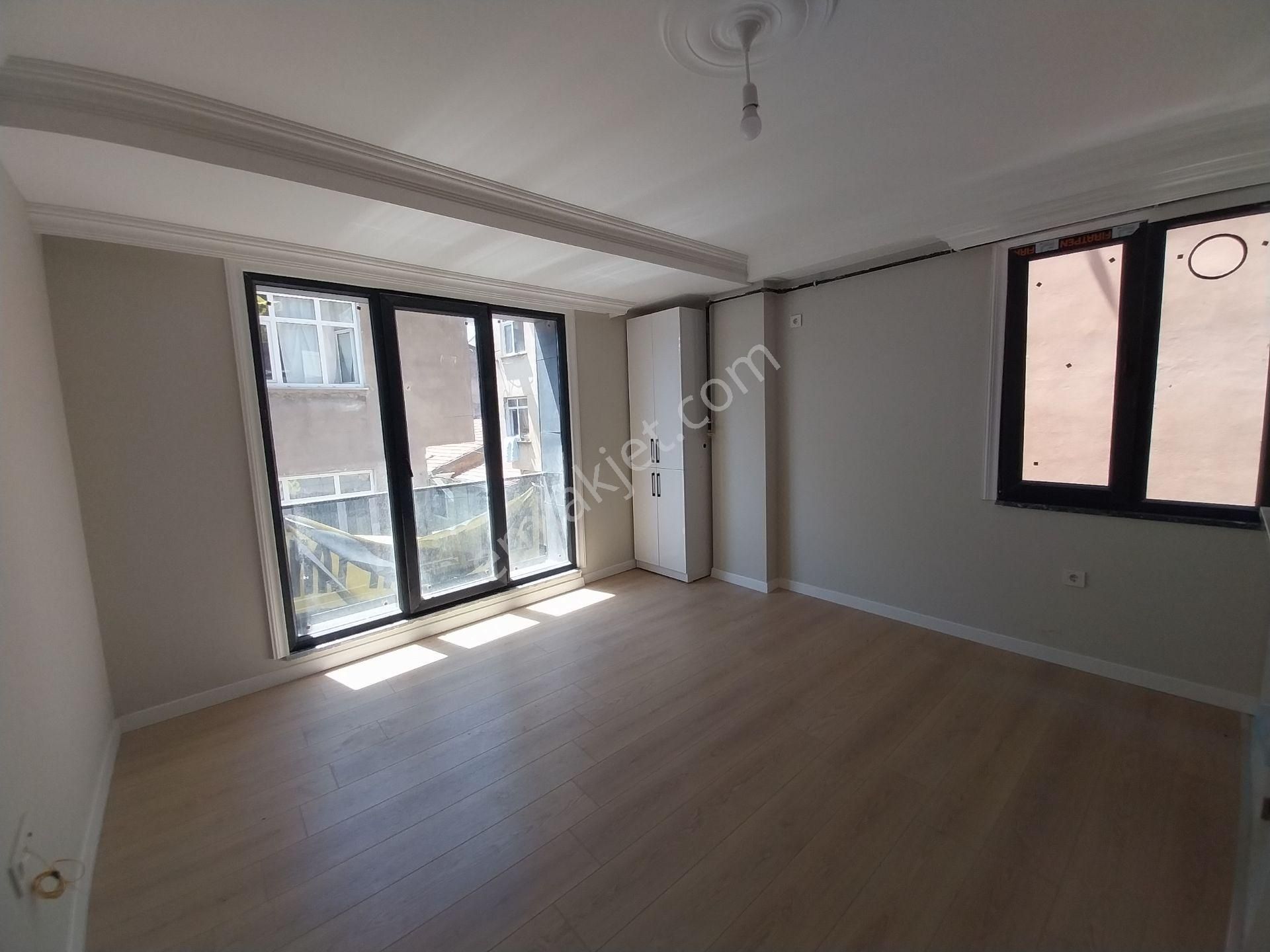 İstanbul Kağıthane Çeliktepe'de Satılık 2+1 Sıfır Daire