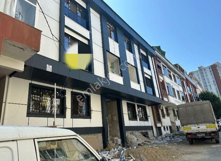 Yalçın Group Dan Merkezi Yerde Yarı Kabadan Satılık Daire Komüsyon Yok