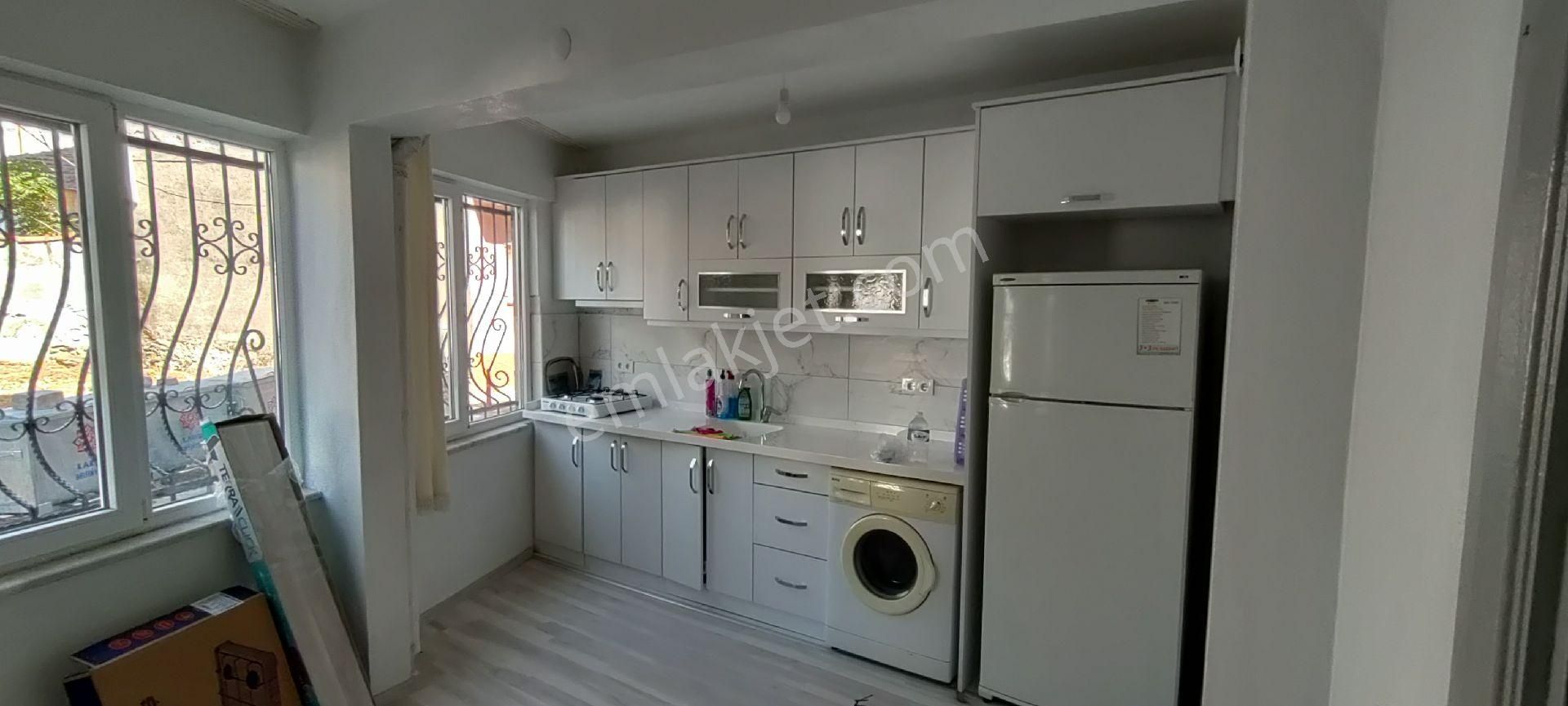 Balıkesir Merkez Paşa Cami Karşısı Öğrenciye Kiralık İçi Yenilenmiş Eşyalı Daire