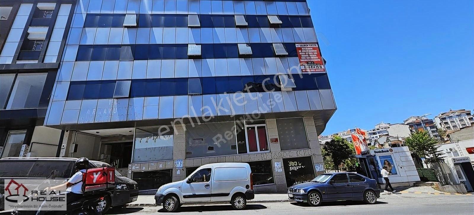 Realhouse Gayrimenkul'den Yıldırım Beyazıt Cad.kiralık 1700m2